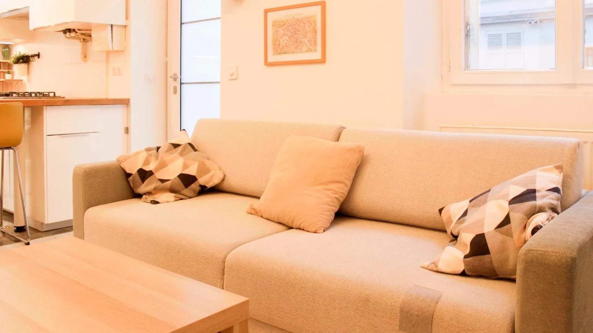 Cosy 38 M Love Nest Near Centquatre-파리 아파트 파리